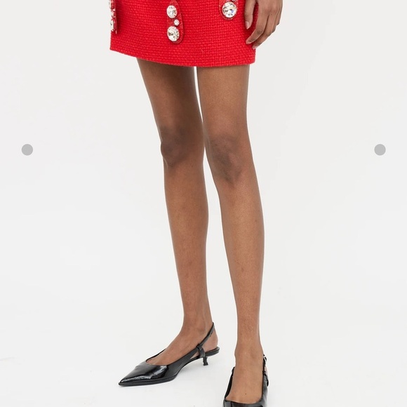AREA size 2 Wool NWOT Red Embellished Mini Skirt with large crystal hooks - Picture 6 of 15